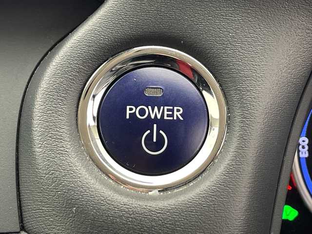 レクサス ＣＴ 200h クールツーリングスタイル 千葉県 2016(平28)年 3.5万km ソニッククォーツ CoolTouringStyle専用/フロンスピンドルグリル/レッドブラックシート/アルミホイール/純正メーカーナビ/バックカメラ/ビルトインETC/クルーズコントロール/LEDヘッドライト/LEDフォグランプ/前席シートヒーター/前席パワーシート/オートライト/純正フロアマット/横滑り防止装置/スマートキー/プッシュスタート