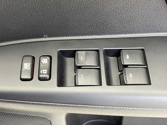 レクサス ＣＴ 200h クールツーリングスタイル 千葉県 2016(平28)年 3.5万km ソニッククォーツ CoolTouringStyle専用/フロンスピンドルグリル/レッドブラックシート/アルミホイール/純正メーカーナビ/バックカメラ/ビルトインETC/クルーズコントロール/LEDヘッドライト/LEDフォグランプ/前席シートヒーター/前席パワーシート/オートライト/純正フロアマット/横滑り防止装置/スマートキー/プッシュスタート