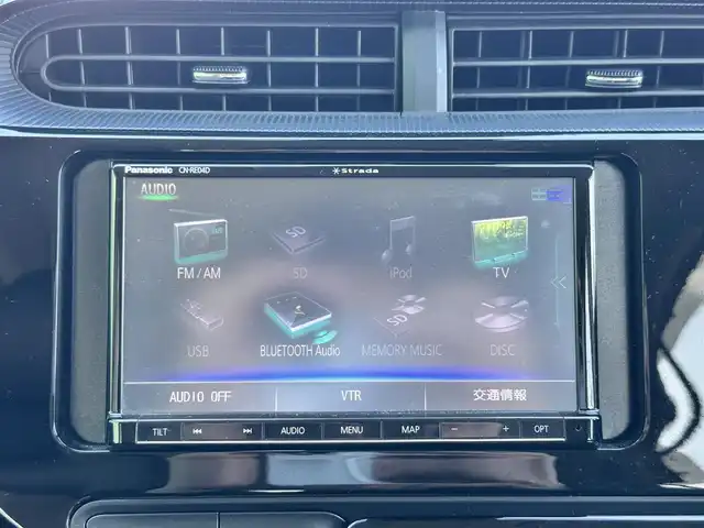 トヨタ アクア S スタイルブラック 宮城県 2019(平31)年 5.5万km ホワイトパールクリスタルシャイン セーフティセンス/・プリクラッシュセーフティ/・レーンディパーチャーアラート/・オートマチックハイビーム/先行車発進告知機能/クリアランスソナー/パーキングサポートブレーキ/社外ナビ（CN-RE04D）/・CD/DVD/・Bluetooth/・フルセグTV/バックカメラ/ドライブレコーダー/ETC/ステアリングスイッチ/シートカバー/LEDヘッドランプ/フォグランプ/オートライト/スマートキー＆プッシュスタート/電動格納ミラー/社外15インチAW/フロアマット/Wエアバッグ