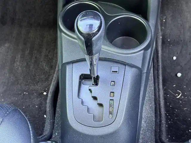 トヨタ アクア S スタイルブラック 宮城県 2019(平31)年 5.5万km ホワイトパールクリスタルシャイン セーフティセンス/・プリクラッシュセーフティ/・レーンディパーチャーアラート/・オートマチックハイビーム/先行車発進告知機能/クリアランスソナー/パーキングサポートブレーキ/社外ナビ（CN-RE04D）/・CD/DVD/・Bluetooth/・フルセグTV/バックカメラ/ドライブレコーダー/ETC/ステアリングスイッチ/シートカバー/LEDヘッドランプ/フォグランプ/オートライト/スマートキー＆プッシュスタート/電動格納ミラー/社外15インチAW/フロアマット/Wエアバッグ