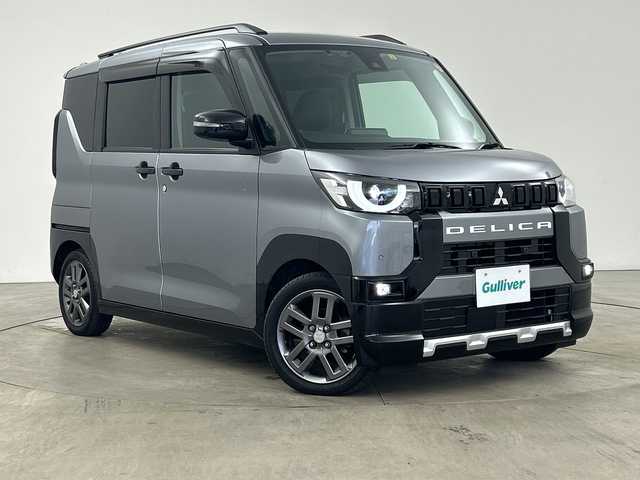 三菱 デリカミニ T プレミアム 兵庫県 2023(令5)年 3.7万km グレーＭⅡ ・純正ナビ/SD/Bluetooth/TV/・全方位カメラ/・ビルトインETC2.0/・マイパイロット/・e-Assist/衝突被害軽減ブレーキシステム/踏み間違い衝突防止アシスト/車線逸脱警報システム/車線逸脱防止支援機能/オートマチックハイビーム/ふらつき警報/・レーダークルーズコントロール/・両側パワースライドドア/・デジタルインナーミラー/・アイドリングストップ/・前方ドライブレコーダー/・純正15インチアルミホイール/・ターボ/・スマートキー