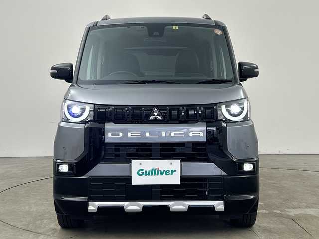 三菱 デリカミニ T プレミアム 兵庫県 2023(令5)年 3.7万km グレーＭⅡ ・純正ナビ/SD/Bluetooth/TV/・全方位カメラ/・ビルトインETC2.0/・マイパイロット/・e-Assist/衝突被害軽減ブレーキシステム/踏み間違い衝突防止アシスト/車線逸脱警報システム/車線逸脱防止支援機能/オートマチックハイビーム/ふらつき警報/・レーダークルーズコントロール/・両側パワースライドドア/・デジタルインナーミラー/・アイドリングストップ/・前方ドライブレコーダー/・純正15インチアルミホイール/・ターボ/・スマートキー