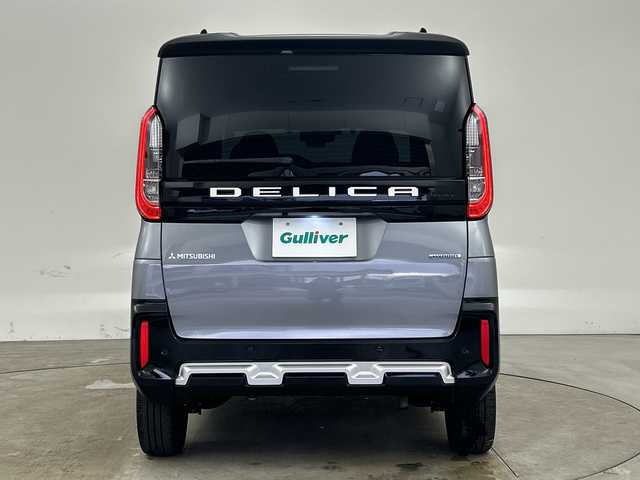 三菱 デリカミニ T プレミアム 兵庫県 2023(令5)年 3.7万km グレーＭⅡ ・純正ナビ/SD/Bluetooth/TV/・全方位カメラ/・ビルトインETC2.0/・マイパイロット/・e-Assist/衝突被害軽減ブレーキシステム/踏み間違い衝突防止アシスト/車線逸脱警報システム/車線逸脱防止支援機能/オートマチックハイビーム/ふらつき警報/・レーダークルーズコントロール/・両側パワースライドドア/・デジタルインナーミラー/・アイドリングストップ/・前方ドライブレコーダー/・純正15インチアルミホイール/・ターボ/・スマートキー