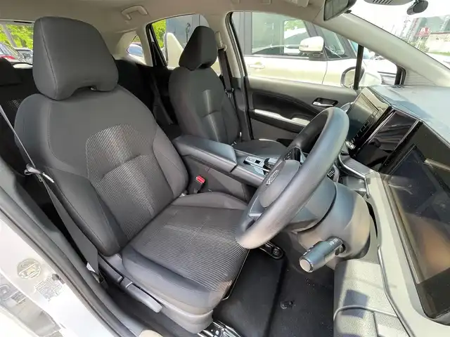 日産 ノート X 大阪府 2023(令5)年 0.8万km ピュアホワイトパール 純正９インチナビ/   フルセグTV/Bluetooth/USB/衝突軽減ブレーキ/コーナーセンサー/横滑り防止装置/ステアリングスイッチ/ドライブレコーダー/純正フロアマット/プッシュスタート/スマートキー/ＥＴＣ