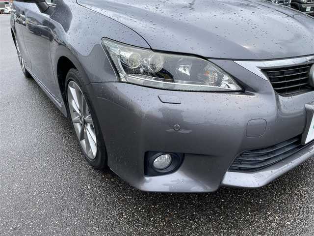 レクサス ＣＴ 200h クリエイティブ テキスタイルインテリア 石川県 2013(平25)年 6.3万km マーキュリーグレーマイカ 純正メモリーナビ/フルセグTV/バックカメラ/黒革シート/シートヒーター/純正アルミホイール/スマートキー/プッシュスタート/電動ミラー/パワーシート/ETC/保証書