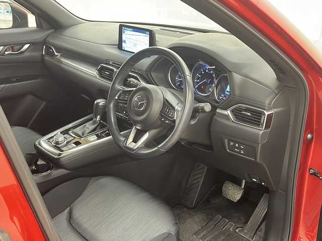 マツダ ＣＸ－８ 25S 道央・札幌 2020(令2)年 1.7万km ソウルレッドクリスタルM /4WD//衝突軽減ブレーキ//全方位カメラ//純正ナビ//フルセグＴＶ//Ｂｌｕｅｔｏｏｔｈ//ＥＴＣ//純正１７インチアルミホイール//コーナーセンサー//ＬＥＤヘッドライト//オートライト//スタッドレスタイヤ積み込み