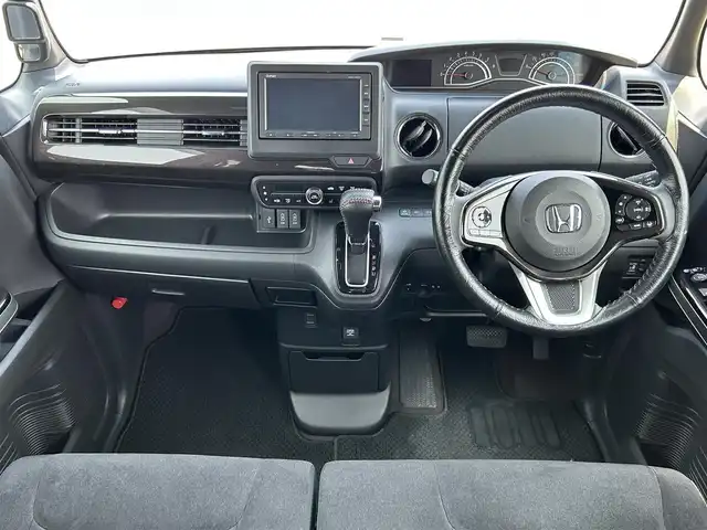 ホンダ Ｎ ＢＯＸ カスタム G L ホンダセンシング 熊本県 2020(令2)年 4.4万km プレミアムグラマラスブロンズP 純正ナビ（VXM-194Ci）/・AM/FM/CD/SD/USB/iPod/BT/バックカメラ/ホンダセンシング/・アダプティブクルーズコントロール/・車線維持支援システム/・衝突軽減ブレーキ/・先行車発進お知らせ機能/・標識認識機能/・路外逸脱抑制機能/・オートマチックハイビーム/レーダークルーズコントロール/ETC2.0/前後ドライブレコーダー/D/N席シートヒーター/後方コーナーセンサー/革巻きステアリング/・ステアリングリモコン/オートライト/・LEDヘッドライト/・フォグランプ/電動格納ミラー/・ウィンカーミラー/ドアバイザー/純正アルミホイール/スマートキー/・スペアキー