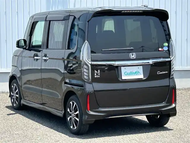 ホンダ Ｎ ＢＯＸ カスタム G L ホンダセンシング 熊本県 2020(令2)年 4.4万km プレミアムグラマラスブロンズP 純正ナビ（VXM-194Ci）/・AM/FM/CD/SD/USB/iPod/BT/バックカメラ/ホンダセンシング/・アダプティブクルーズコントロール/・車線維持支援システム/・衝突軽減ブレーキ/・先行車発進お知らせ機能/・標識認識機能/・路外逸脱抑制機能/・オートマチックハイビーム/レーダークルーズコントロール/ETC2.0/前後ドライブレコーダー/D/N席シートヒーター/後方コーナーセンサー/革巻きステアリング/・ステアリングリモコン/オートライト/・LEDヘッドライト/・フォグランプ/電動格納ミラー/・ウィンカーミラー/ドアバイザー/純正アルミホイール/スマートキー/・スペアキー