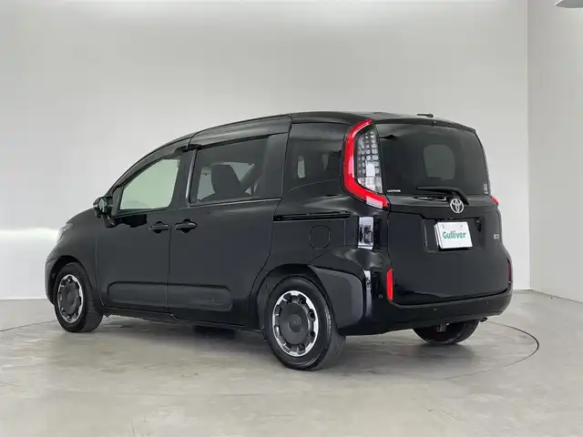 トヨタ シエンタ ハイブリッド Z 埼玉県 2024(令6)年 1.8万km ブラック １０．５インチディスプレイオーディオ　バックカメラ　ＥＴＣ２．０　セーフティセンス　レーダークルーズコントロール　両側パワースライドドア　オートライト　コーナーセンサー　プッシュスタート　ＬＥＤライト