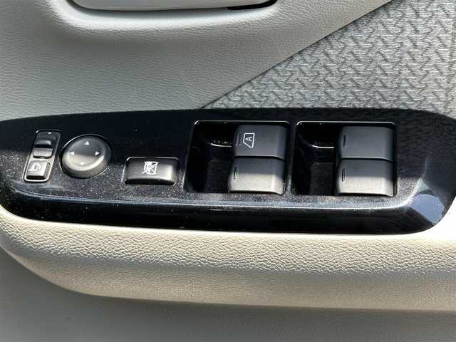 日産 デイズ X 滋賀県 2019(令1)年 5万km ブラック 禁煙車/純正9型ナビ/（CD/DVD/フルセグTV/BT/SD/FM/AM）/エマージェンシーブレーキ/アラウンドビューモニター/ETC/ドライブレコーダー/コーナーセンサー/ステアリングスイッチ/LEDヘッドライト/インテリジェントキー/プッシュスタート/純正ドアバイザー/純正フロアマット