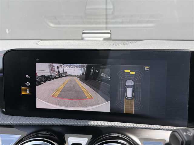 メルセデス・ベンツ ＣＬＡ２００ｄ Sブレーク AMGライン 和歌山県 2020(令2)年 5.6万km 白 ナビゲーションパッケージ /レーダーSF /ACC /純正ナビ /フルセグ /Bカメラ /電動バックドア /アンビエントライト /コーナーセンサー /レーンキープアシスト /パドルシフト /純正18AW /アイドリングストップ /LEDヘッドライト /ETC