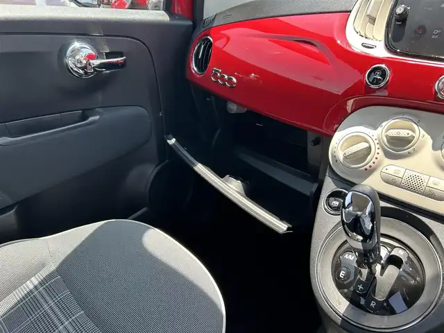 フィアット ５００ 1．2 ポップ 栃木県 2020(令2)年 2.9万km ロッソ・オフィチーナ 純正ディスプレイオーディオ/AppleCarplay/Bluetooth/USB/ステアリングリモコン/ハロゲンライト/ハロゲンフォグランプ/キーレス/純正フロアマット