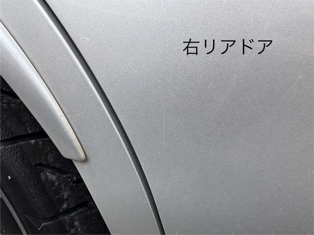 日産 マーチ ニスモS 三重県 2016(平28)年 5.5万km ブリリアントシルバー ５MT/NISMOフロントタワーバー/オーディオ（CD/FM/AM/AUX）/ETC/ドライブレコーダー（前）/ドライビングセーフティセンサー(ZERO-802V)/オートライト/電動格納ミラー/メッキV字加飾付「nismo S」エンブレム入ブラックメッシュフロントグリル/開口部台形メッシュフロントエアロバンパー/レッド加飾付ブラックフロントスポイラー/LEDハイパーデイライト/ボディ同色アウトサイドドアハンドル/ブラックドアサッシュ/フェンダーアーチモール/加飾付サイドシルスポイラー/リアスポイラー/レッド加飾付リアエアロバンパー/専用マフラー/リアフォグランプ/バックドア「nismo S」エンブレム/専用サスペンション/専用ブレーキシステム/レッド加飾付革/アルカンターラコンビステアリングホイール/専用アナログメーター/「nismo」ロゴ入専用タコメーター