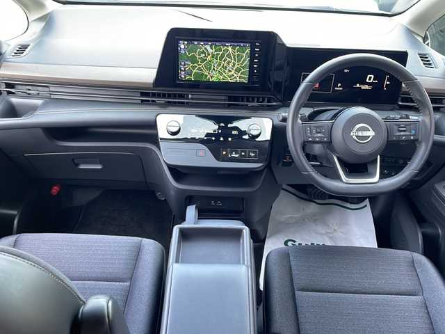 日産 セレナ ハイウェイスター V 大阪府 2023(令5)年 1.3万km パール 純正ナビ/【Bluetooth/フルセグTV/HDMI/USB】/前後純正ドラレコ/純正ビルトインETC/プロパイロット/衝突軽減ブレーキ/前後ソナー/ブラインドスポットワーニング/アラウンドビューモニター/電動パーキングブレーキ/オートブレーキホールド/LEDヘッドライト/オートライト/オートマチックハイビーム/デジタルインナーミラー/両側パワースライドドア/パドルシフト/プッシュスタート/スマートキー/ステアリングリモコン/ドアバイザー/後席サンシェード