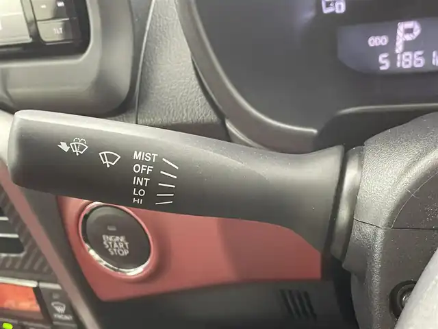 ダイハツ コペン ローブ 埼玉県 2018(平30)年 5.2万km ブラックマイカメタリック/マタドールレッドパール ナビ　シートヒーター　バックカメラ　ＬＥＤヘッドライト　ＥＴＣ　ハーフレザーシート　Ｂｌｕｅｔｏｏｔｈ　フルセグＴＶ　スマートキー
