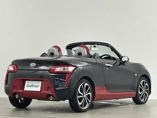 ダイハツ コペン ローブ 埼玉県 2018(平30)年 5.2万km ブラックマイカメタリック/マタドールレッドパール ナビ　シートヒーター　バックカメラ　ＬＥＤヘッドライト　ＥＴＣ　ハーフレザーシート　Ｂｌｕｅｔｏｏｔｈ　フルセグＴＶ　スマートキー