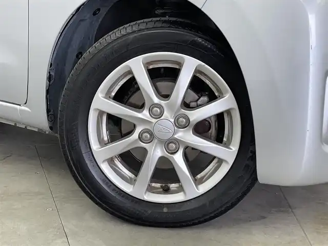 ダイハツ ムーヴ X SA 群馬県 2013(平25)年 5.7万km シルバー 禁煙車　純正７型ＳＤナビ　バックカメラ　衝突被害軽減システム　オートライト　横滑り防止装置　プッシュスタート　スマートキー　純正フロアマット　純正ベンチ　ベンチシート　ハロゲンヘッドライト