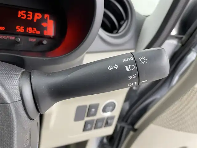 ダイハツ ムーヴ X SA 群馬県 2013(平25)年 5.7万km シルバー 禁煙車　純正７型ＳＤナビ　バックカメラ　衝突被害軽減システム　オートライト　横滑り防止装置　プッシュスタート　スマートキー　純正フロアマット　純正ベンチ　ベンチシート　ハロゲンヘッドライト