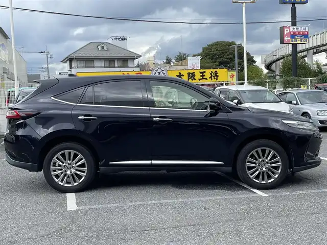 トヨタ ハリアー プレミアム 千葉県 2018(平30)年 12.5万km スパークリングブラックパールクリスタルシャイン 純正ナビ/バックカメラ/レーダークルーズコントロール/パワーバックドア/ハーフレザーシート/LDA/EPB/オートライト/フォグランプ/オートハイビーム/アイドリングストップ/ETC/防眩ミラー
