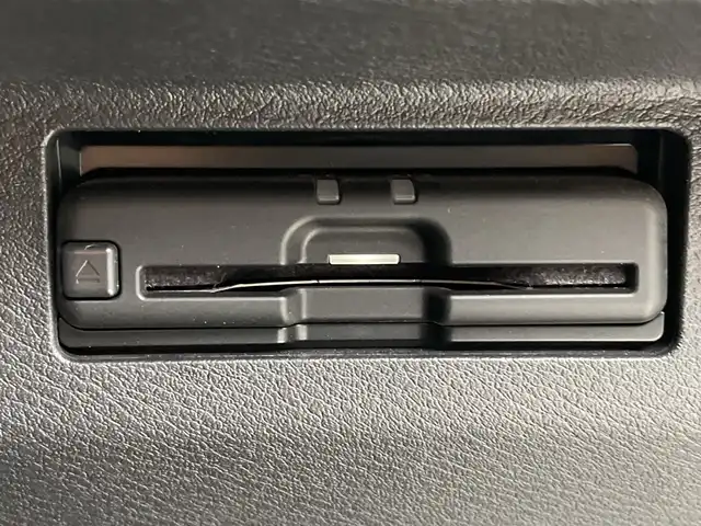 日産 キックス X 神奈川県 2021(令3)年 3.9万km ピュアブラック ・寒冷地仕様車/・プロパイロット/・純正9インチナビTV/(DVD/Bluetooth/フルセグ)/・アラウンドビューモニター/・インテリジェントルームミラー/・ステアリングヒーター/・シートヒーター/・電動パーキング(オートホールド)/・リアシートUSB