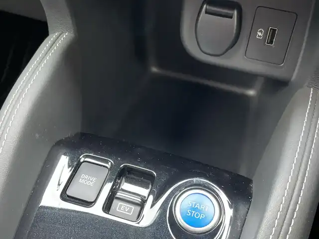 日産 キックス X 神奈川県 2021(令3)年 3.9万km ピュアブラック ・寒冷地仕様車/・プロパイロット/・純正9インチナビTV/(DVD/Bluetooth/フルセグ)/・アラウンドビューモニター/・インテリジェントルームミラー/・ステアリングヒーター/・シートヒーター/・電動パーキング(オートホールド)/・リアシートUSB