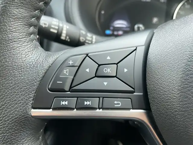 日産 キックス X 神奈川県 2021(令3)年 3.9万km ピュアブラック ・寒冷地仕様車/・プロパイロット/・純正9インチナビTV/(DVD/Bluetooth/フルセグ)/・アラウンドビューモニター/・インテリジェントルームミラー/・ステアリングヒーター/・シートヒーター/・電動パーキング(オートホールド)/・リアシートUSB