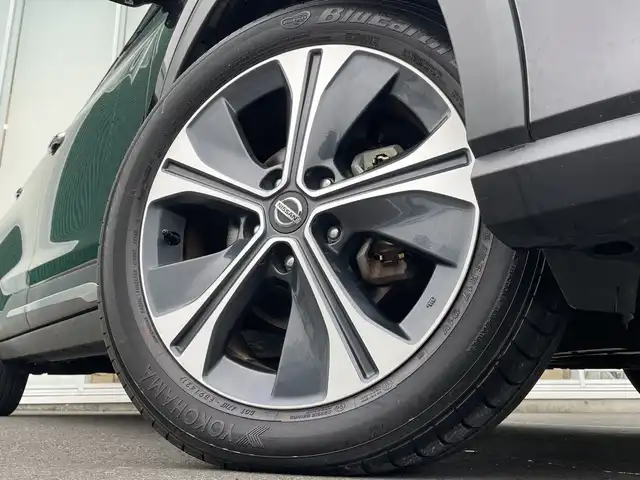 日産 キックス X 神奈川県 2021(令3)年 3.9万km ピュアブラック ・寒冷地仕様車/・プロパイロット/・純正9インチナビTV/(DVD/Bluetooth/フルセグ)/・アラウンドビューモニター/・インテリジェントルームミラー/・ステアリングヒーター/・シートヒーター/・電動パーキング(オートホールド)/・リアシートUSB