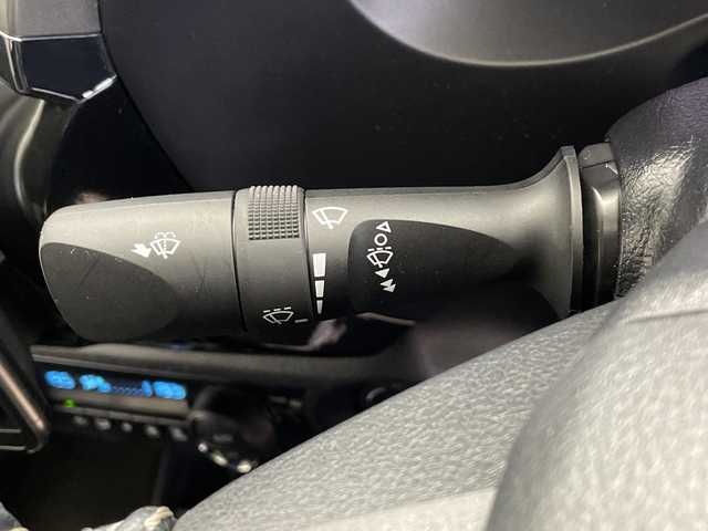 トヨタ ハイラックス Z 鹿児島県 2022(令4)年 4.6万km スーパーホワイトⅡ ワンオーナー/ALPINE11インチナビ/（AM/FM/Bluetooth/フルセグ/HDMI）/バックカメラ/前後ドライブレコーダー/ETC/トヨタセーフティーセンス/・プリクラッシュセーフティ/・レーンディパーチャーアラート/・レーダークルーズコントロール/・ロードサインアシスト/・先行車発進お知らせ機能/純正トノカバー/純正ベッドライナー/横滑り防止/アイドリングストップ/ダウンヒルアシスト/オートライト/LEDヘッドライト/スマートキー/プッシュスタート/スペアキー1本