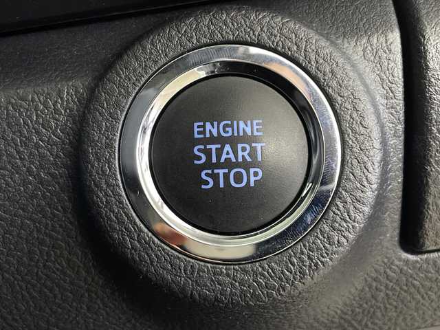 トヨタ ハイラックス Z 鹿児島県 2022(令4)年 4.6万km スーパーホワイトⅡ ワンオーナー/ALPINE11インチナビ/（AM/FM/Bluetooth/フルセグ/HDMI）/バックカメラ/前後ドライブレコーダー/ETC/トヨタセーフティーセンス/・プリクラッシュセーフティ/・レーンディパーチャーアラート/・レーダークルーズコントロール/・ロードサインアシスト/・先行車発進お知らせ機能/純正トノカバー/純正ベッドライナー/横滑り防止/アイドリングストップ/ダウンヒルアシスト/オートライト/LEDヘッドライト/スマートキー/プッシュスタート/スペアキー1本