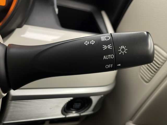 スズキ スペーシア HYBRID X 2トーン 宮崎県 2018(平30)年 5万km チアフルピンクメタリック/ホワイト2トーンルーフ 禁煙車/社外ナビTV/（CN-RE04WD/CD/DVD/Bluetooth/フルセグTV)/社外バックカメラ/社外ドライブレコーダー/純正ビルトインETC/純正LEDオートライト/純正セキュリティアラーム/両側電動スライドドア/レーンディパーチャーアラート/クリアランスソナー/エネチャージ/シートヒーター/オートエアコン/ウインカードアミラー/ルーフレール/スマートキー/プッシュエンジンスタート/新車時保証書/取扱い説明書