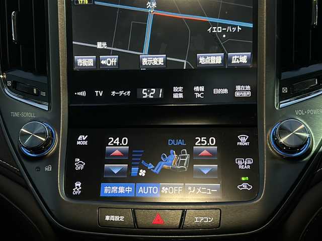 トヨタ クラウン ハイブリッド ロイヤルサルーンG 山口県 2017(平29)年 12.7万km ブラック 禁煙車/スマートキー/プッシュスタート/前方ドライブレコーダー/ETC/純正HDDナビ/(DTV/BT/DVD/ラジオ)/バックカメラ/クリアランスソナー/シートメモリー/パワーシート/オートライト/オートハイビーム/左右分離型フルオートエアコン/社外アルミホイール/(純正アルミホイール積み込み)/純正フロアマット/衝突軽減ブレーキ/レーダークルーズコントロール/保証書/取扱説明書