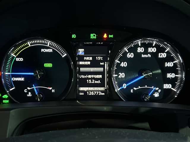 トヨタ クラウン ハイブリッド ロイヤルサルーンG 山口県 2017(平29)年 12.7万km ブラック 禁煙車/スマートキー/プッシュスタート/前方ドライブレコーダー/ETC/純正HDDナビ/(DTV/BT/DVD/ラジオ)/バックカメラ/クリアランスソナー/シートメモリー/パワーシート/オートライト/オートハイビーム/左右分離型フルオートエアコン/社外アルミホイール/(純正アルミホイール積み込み)/純正フロアマット/衝突軽減ブレーキ/レーダークルーズコントロール/保証書/取扱説明書