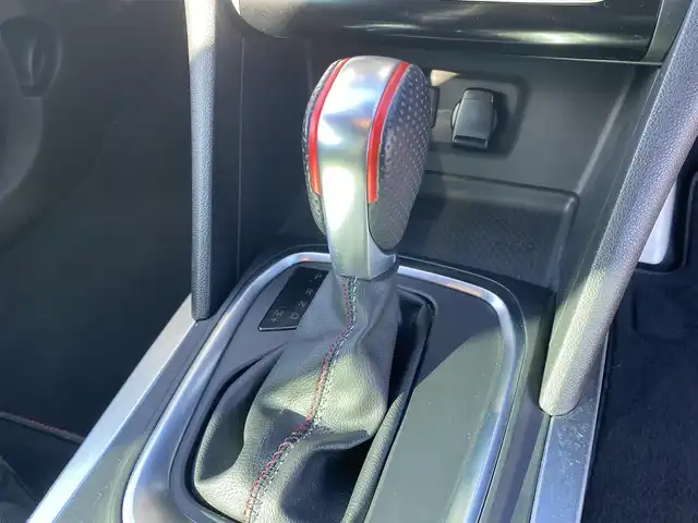 ルノー ルノー メガーヌ ルノー スポール 福岡県 2023(令5)年 4万km パール ・１オーナー/・アダプティブクルーズコントロール/・ｃａｒｐｌａｙ／Ｂｌｕｅｔｏｏｔｈ／ＵＳＢ／ＡＵＸ/・バックカメラ/・シートヒーター/・ドライブレコーダー/・ＥＴＣ/・純正１９ＡＷ/・ＬＥＤライト/・取扱説明書/・スペアキー