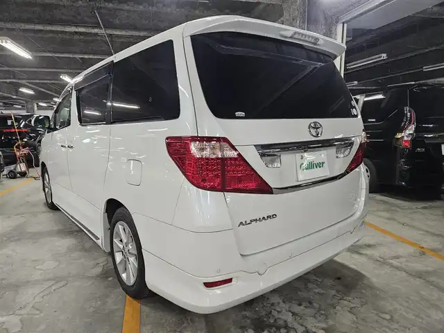 トヨタ アルファード 240G 宮崎県 2008(平20)年 6.8万km ホワイトパールクリスタルシャイン 純正ナビ/フルセグTV/後席用フリップダウンモニター/両側パワースライドドア/バックカメラ/クルーズコントロール/クリアランスソナー/HIDヘッドランプ/オートライト/デュアルオートエアコン/木目調/革巻きコンビステアリング/ステアリングスイッチ/レザー調シートカバー付/前席パワーシート/運転席ポジションメモリー/2列目リラックスキャプテンシート/助手席・2列目オットマン/純正17インチアルミホイール/スマートキー/プッシュエンジンスタート/禁煙車