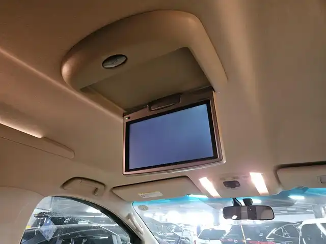 トヨタ アルファード 240G 宮崎県 2008(平20)年 6.8万km ホワイトパールクリスタルシャイン 純正ナビ/フルセグTV/後席用フリップダウンモニター/両側パワースライドドア/バックカメラ/クルーズコントロール/クリアランスソナー/HIDヘッドランプ/オートライト/デュアルオートエアコン/木目調/革巻きコンビステアリング/ステアリングスイッチ/レザー調シートカバー付/前席パワーシート/運転席ポジションメモリー/2列目リラックスキャプテンシート/助手席・2列目オットマン/純正17インチアルミホイール/スマートキー/プッシュエンジンスタート/禁煙車