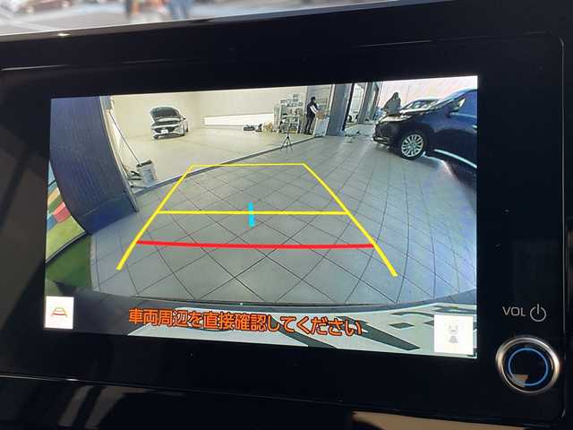 トヨタ ヴォクシー S－Z 愛知県 2023(令5)年 2万km スパークリングブラックパールクリスタルシャイン 純正ディズプレイオーディオナビ/フリップダウンモニター/両側パワースライドドア/レーダークルーズコントロール/シートヒーター/バックカメラ/コーナーセンサー/純正アルミホイール/ETC2.0/LEDヘッドライト/リアオートエアコン/オートマチックハイビーム/衝突軽減システム/フルセグ/CD DVD/Bluetooth/ステアリングスイッチ/スマートキー/プッシュスタート