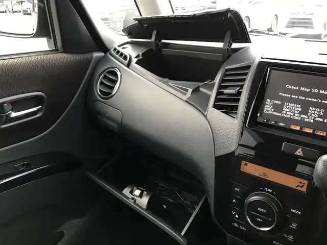 日産 ルークス ハイウェイスター ターボ 鳥取県 2012(平24)年 11万km ミステリアスバイオレットパール ４・W・D/ターボ車/純正ナビ/フルセグ/DVD/CD/BT/ETC/両側パワースライドドア/運転席シートヒーター/キセノンヘットライト/フォグライト/プッシュエンジンスタート/純正14インチアルミホイール/純正エアロパーツ/ウィンカーミラー/電動格納ミラー/フロアマット/ドアバイザー