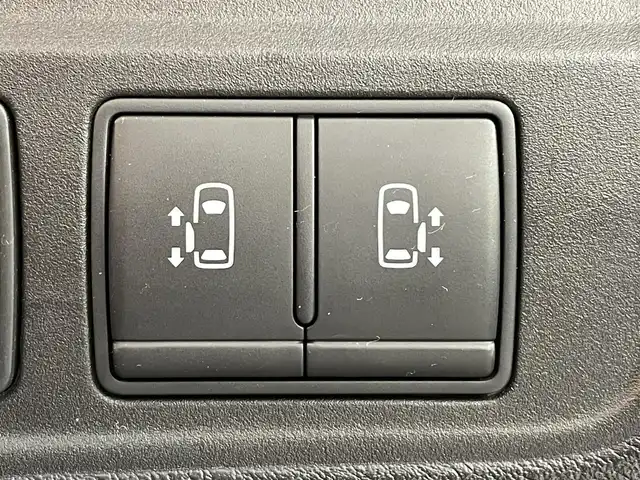 日産 セレナ X 福島県 2017(平29)年 6.3万km アズライトブルー インテリジェント エマージェンシー ブレーキ/・踏み間違い衝突防止アシスト/・車線逸脱警報/・衝突軽減ブレーキ/・側方支援/・プロパイロット/・アラウンドビューモニター/・標識探知/・駐車支援/・ふらつき警報/純正ナビゲーション/・型式：MM-316D-W/・Bluetooth/AM・FM/CD/DVD/USB/TV/AUX/・バックカメラ/・ETC/両側パワースライドドア/LEDライト/・オートライト/電装格納ウィンカーミラー/プッシュスタート/・スマートキー/・スペアキー/純正フロアマット/ドアバイザー