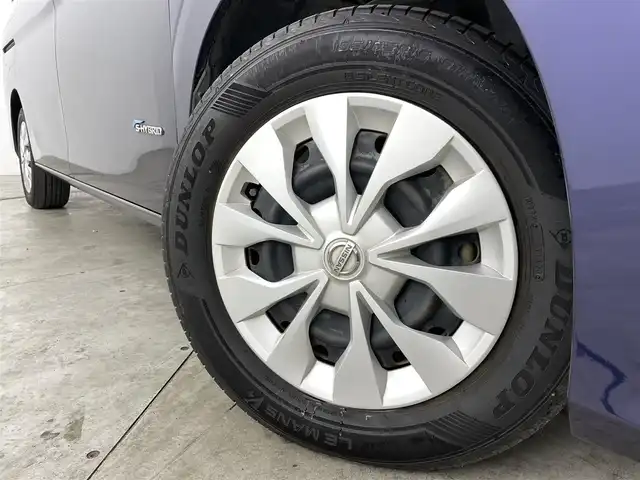 日産 セレナ X 福島県 2017(平29)年 6.3万km アズライトブルー インテリジェント エマージェンシー ブレーキ/・踏み間違い衝突防止アシスト/・車線逸脱警報/・衝突軽減ブレーキ/・側方支援/・プロパイロット/・アラウンドビューモニター/・標識探知/・駐車支援/・ふらつき警報/純正ナビゲーション/・型式：MM-316D-W/・Bluetooth/AM・FM/CD/DVD/USB/TV/AUX/・バックカメラ/・ETC/両側パワースライドドア/LEDライト/・オートライト/電装格納ウィンカーミラー/プッシュスタート/・スマートキー/・スペアキー/純正フロアマット/ドアバイザー