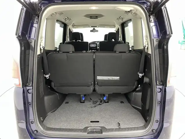 日産 セレナ X 福島県 2017(平29)年 6.3万km アズライトブルー インテリジェント エマージェンシー ブレーキ/・踏み間違い衝突防止アシスト/・車線逸脱警報/・衝突軽減ブレーキ/・側方支援/・プロパイロット/・アラウンドビューモニター/・標識探知/・駐車支援/・ふらつき警報/純正ナビゲーション/・型式：MM-316D-W/・Bluetooth/AM・FM/CD/DVD/USB/TV/AUX/・バックカメラ/・ETC/両側パワースライドドア/LEDライト/・オートライト/電装格納ウィンカーミラー/プッシュスタート/・スマートキー/・スペアキー/純正フロアマット/ドアバイザー