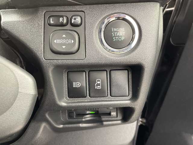 トヨタ ハイエース GL 群馬県 2023(令5)年 2.9万km ブラックマイカ 純正12.1型後席モニター　純正ナビ　全周囲カメラ　フルセグTV　電動スライドドア　ビルトインETC　純正前後ドラレコ　衝突被害軽減ブレーキ　レーンアシスト　クリアランスソナー　スマートキー　禁煙車