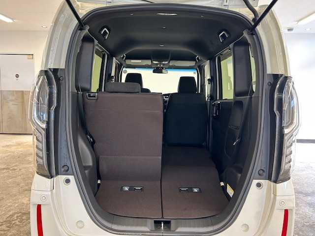 ホンダ Ｎ ＢＯＸ カスタム G L ホンダセンシング 静岡県 2018(平30)年 11.8万km プレミアムホワイトパールⅡ (株)IDOMが運営する【じしゃロン浜松店】の自社ローン専用車両になりますこちらは現金またはオートローンご利用時の価格です。自社ローンご希望の方は別途その旨お申付け下さい/純正メモリナビ/Bluetooth/CD/DVD/SD/USB/フルセグTV/左側パワースライドドア/衝突被害軽減システム/ＥＴＣ/横滑り防止装置/カーテンエアバック/盗難防止装置/アイドリングストップ/バックカメラ/プッシュスタート/純正アルミホイール/オートエアコン