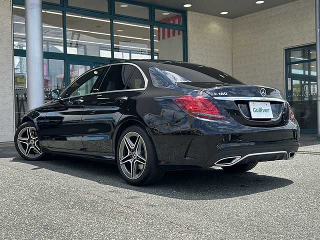 メルセデス・ベンツ Ｃ１８０ アバンギャルド AMGライン 愛知県 2020(令2)年 2.4万km オブシディアンブラック ワンオーナー/純正12.3インチHDDナビ/(Bluetooth/ワンセグTV/AM/FM)/バックカメラ/純正ドラレコ前後/純正2.0ビルトインETC/レーダーセーフティーパッケージ/(アクティブレーンチェンジアシスト/ロードサインアシスト/アクティブブレーキアシスト)/ブラインドスポットアシスト/リヤクロストラフィックアラート/パーキングアシストパークトロニック/アクティブパーキングアシスト/アクティブスタンスアシストディストロニック/メルセデスベンツロゴ付きブレーキキャリパー/AMG5R18ツインスポークAW/レザーARTICOシート/シートヒーター前席/スペアキー×1/アンビエントライト/パドルシフト/取説/保証書