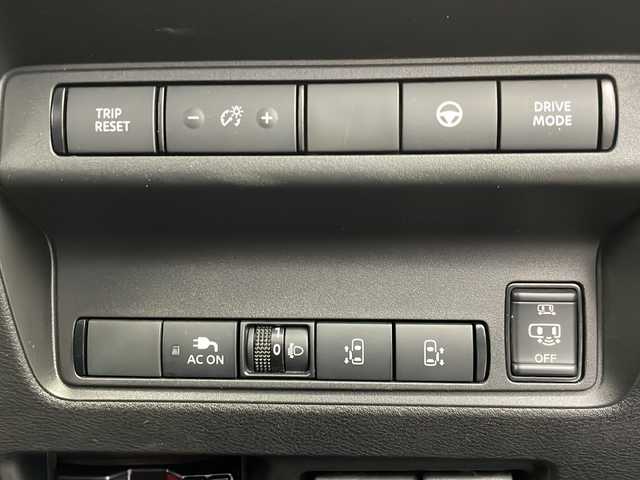 日産 セレナ e－パワー ハイウェイスター V 岐阜県 2023(令5)年 1.9万km プリズムホワイト プロパイロット/エマージェンシーブレーキ/レーンキープ/ブラインドスポットモニター/先行車発進お知らせ/標識認識機能/踏み間違い防止機能/9インチ純正ディスプレイオーディオ/アラウンドビューモニター/フルセグTV/純正フリップダウンモニター/デジタルインナーミラー/ドライブレコーダー/両側パワースライドドア/ハンズフリースライドドア/プッシュスタート/スマートキー/LEDヘッドライト/フォグランプ