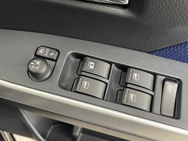 トヨタ タンク カスタムG S 千葉県 2018(平30)年 5.7万km プラムブラウンパールクリスタルシャイン 両側パワースライドドア/LEDヘッドライト/オートライト/フォグランプ/クルーズコントロール/衝突軽減ブレーキ/レーンキープアシスト/リアコーナーセンサー/アイドリングストップ/オートリトラミラー/ステアリングスイッチ/純正14インチアルミホイール/純正フロアマット/スペアキー/スマートキー/プッシュスタート/パワーウインドウ/パワーステアリング
