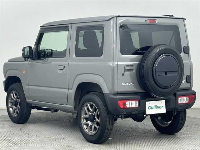 スズキ ジムニー XC 道央・札幌 2024(令6)年 0.8万km ミディアムグレー ・ワンオーナー/・４WD/・純正OPグリル/・メモリーナビ/・フルセグ/・ビルトインETC/・前席シートヒーター/・衝突軽減ブレーキ/・レーンアシスト/・クルーズコントロール/・ダウンヒルアシストコントロール/・ヘッドライトウォッシャー/・ドアミラーヒーター/・プッシュスタート/・スマートキー/・純正フロアマット/・ドアバイザー