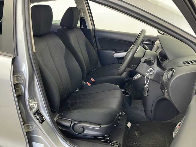 マツダ デミオ 13C 秋田県 2014(平26)年 5.9万km アルミニウムメタリック ４WD/純正メモリナビ/　CD DVD　Bluetooth/フルセグテレビ/ETC/キーレスエントリー/社外AW付き夏タイヤ積込(175/65R14)/純正フロアマット/電格ミラー/オートライト/リモコンキー(スペア有り)/ステアリングリモコン/ライトレベライザー