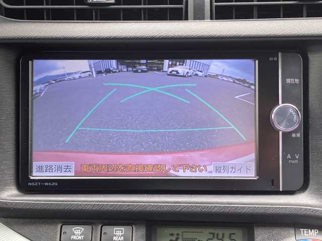 トヨタ アクア S 佐賀県 2013(平25)年 4.1万km スーパーレッドⅤ 純正ナビ/バックカメラ/ETC/プッシュスタート/スマートキー/ステアリングリモコン