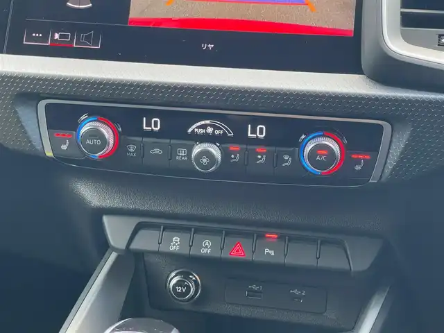 アウディ Ａ１ SB 35TFSI アドバンスド 山梨県 2019(令1)年 2.6万km 赤Ⅱ デビューパッケージ/コントラストルーフ/コンビニエンスパッケージ/ナビゲーションパッケージ/フルセグTV/Bluetooth/バックカメラ/アシスタンスパッケージ/Audiプレセンス/ACC/LKA/ワイヤレスチャージ /ETC2.0/LEDヘッドライト/バーチャルCP/純正17インチAW