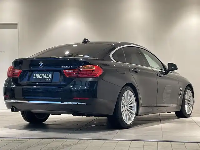 ＢＭＷ ４２０ｉ クーペ ラグジュアリー 愛知県 2014(平26)年 5.2万km サファイアブラックP ベージュ革シート/パワーシート/シートヒーター/ｉＤｒｉｖｅＨＤＤナビ　/Ｂｌｕｅｔｏｏｔｈ　/ＣＤ／ＤＶＤ　/バックカメラ　/コンフォートアクセス　/コーナーセンサー　/インテリジェントセーフティー　/ＡＣＣ　/ＬＤＷ　/ミラー型ＥＴＣ　/ドライブレコーダー/パワーバックドア/プッシュスタート/アイドリングストップ/ウィンカーミラー